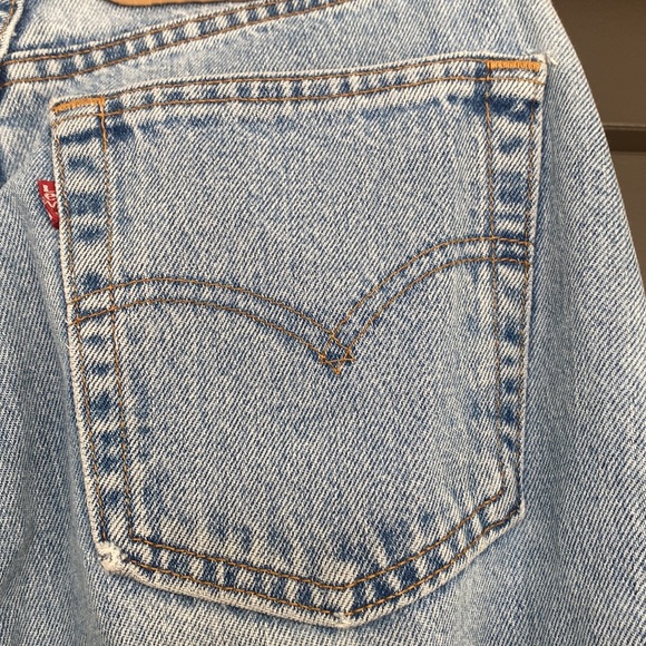 Vintage Levi's 560 Straight Leg Jeans 100% Cotton - Picture 12 of 13